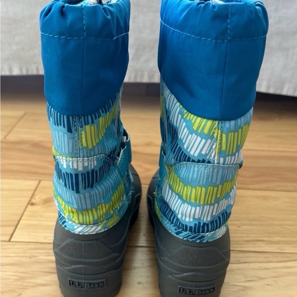 L.L. Bean Kids' Winter Boots, Size 11 - Picture 5 of 8